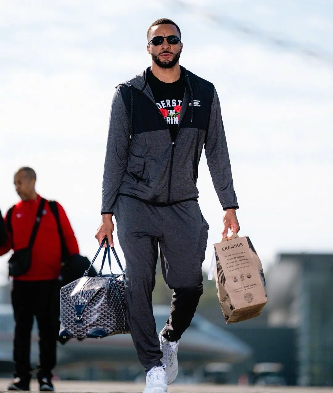 快船险胜浙江队，霍勒迪状态火热的简单介绍