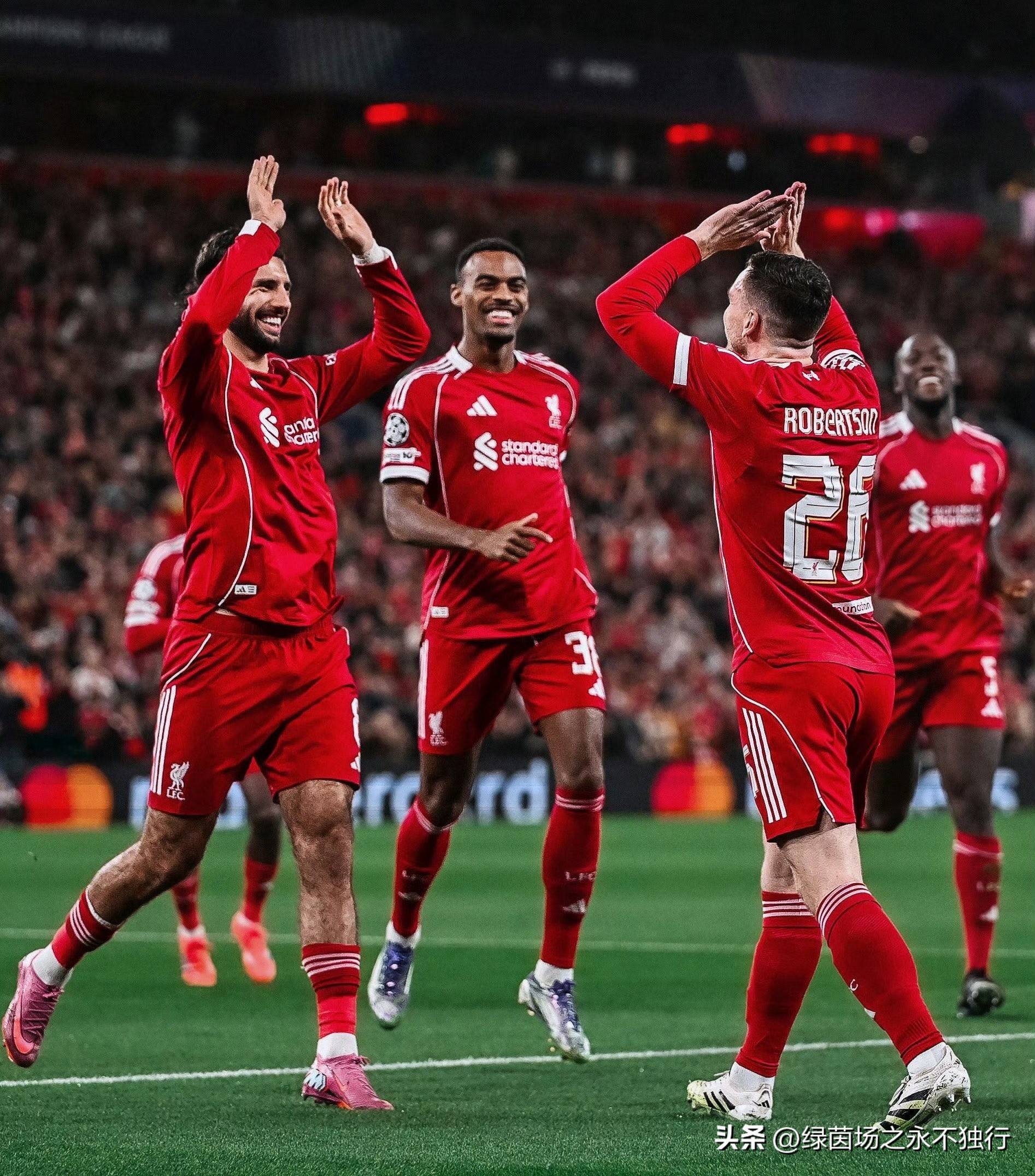 英格兰险胜利物浦，皮克关键制胜