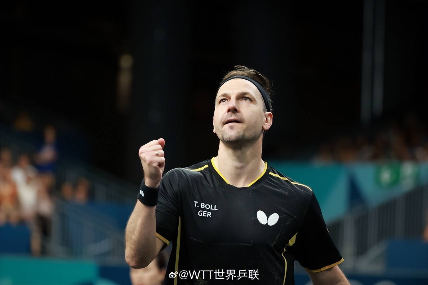 瑞典队绝杀英格兰队，波尔点燃赛场