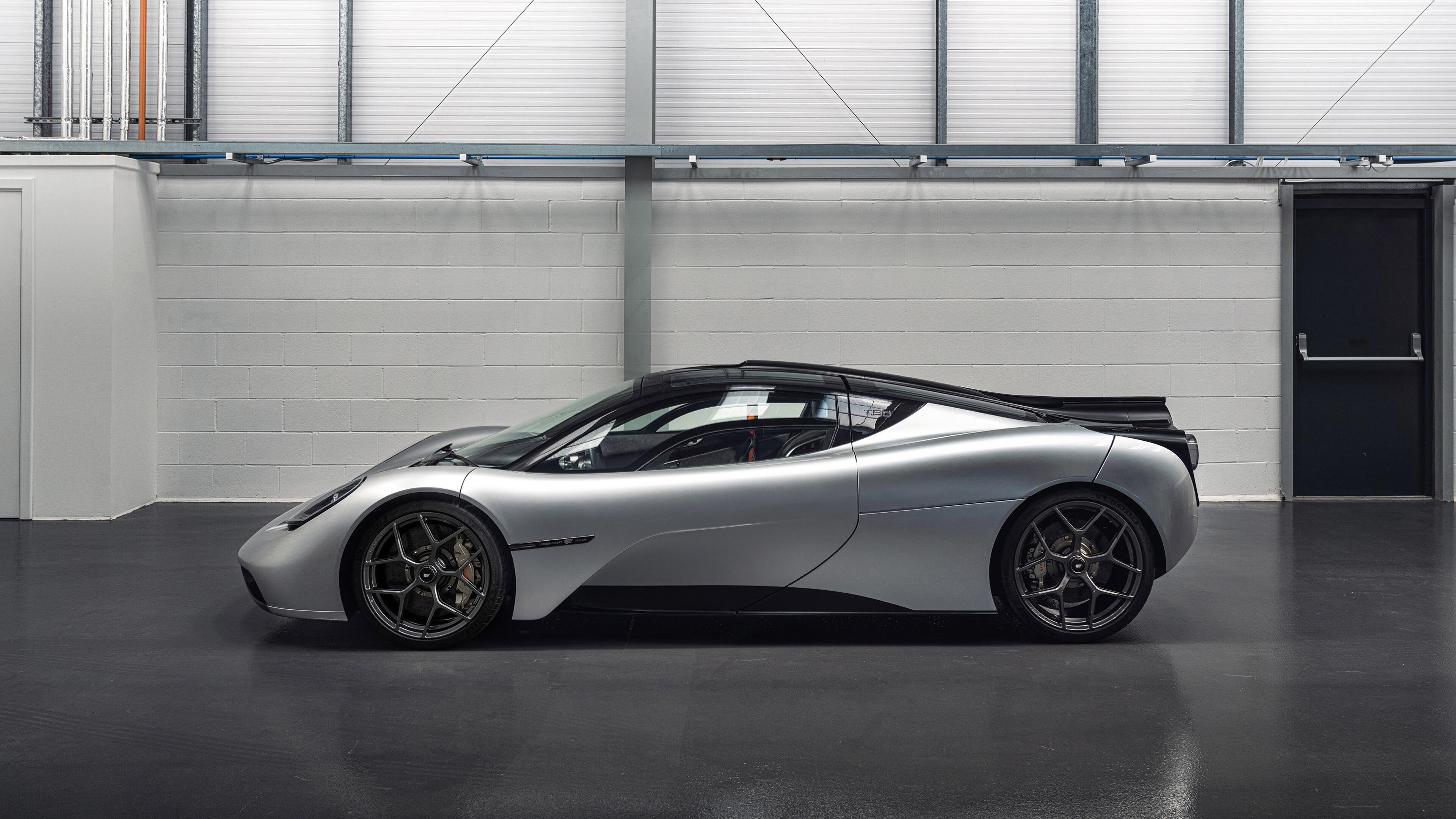 开云体育官方网站-上海队爆冷击败尼克斯，西亚卡姆成胜负手，一场跨越联赛的篮球盛宴